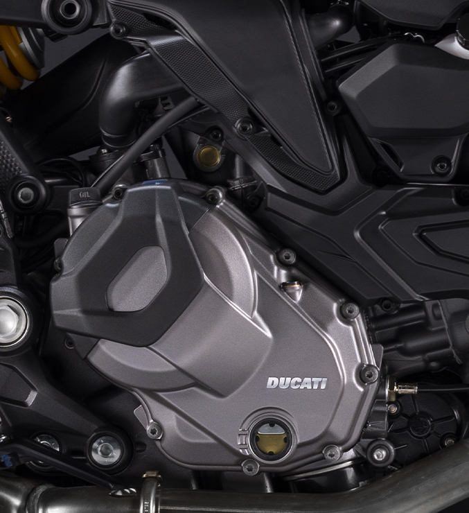 Ducati-Monster-SP-MY23-overview-carousel-imgtxt-04-677×740